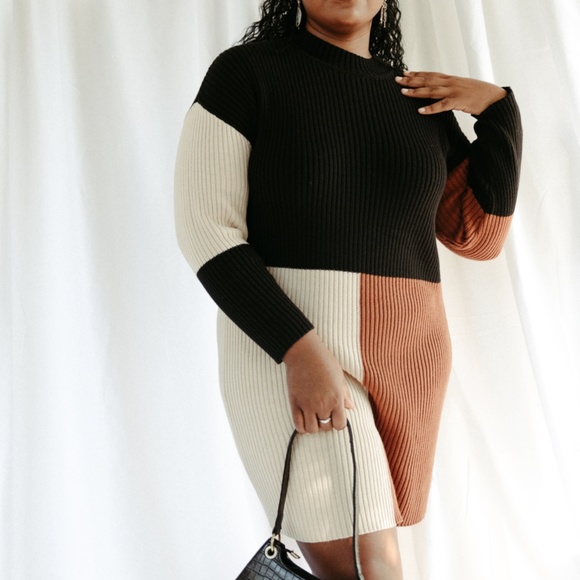 *ONE LEFT* Colorblock Sweater Dress - Picture 3 of 6